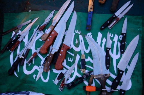 senjata-senjata di kapal Mavi Marmara